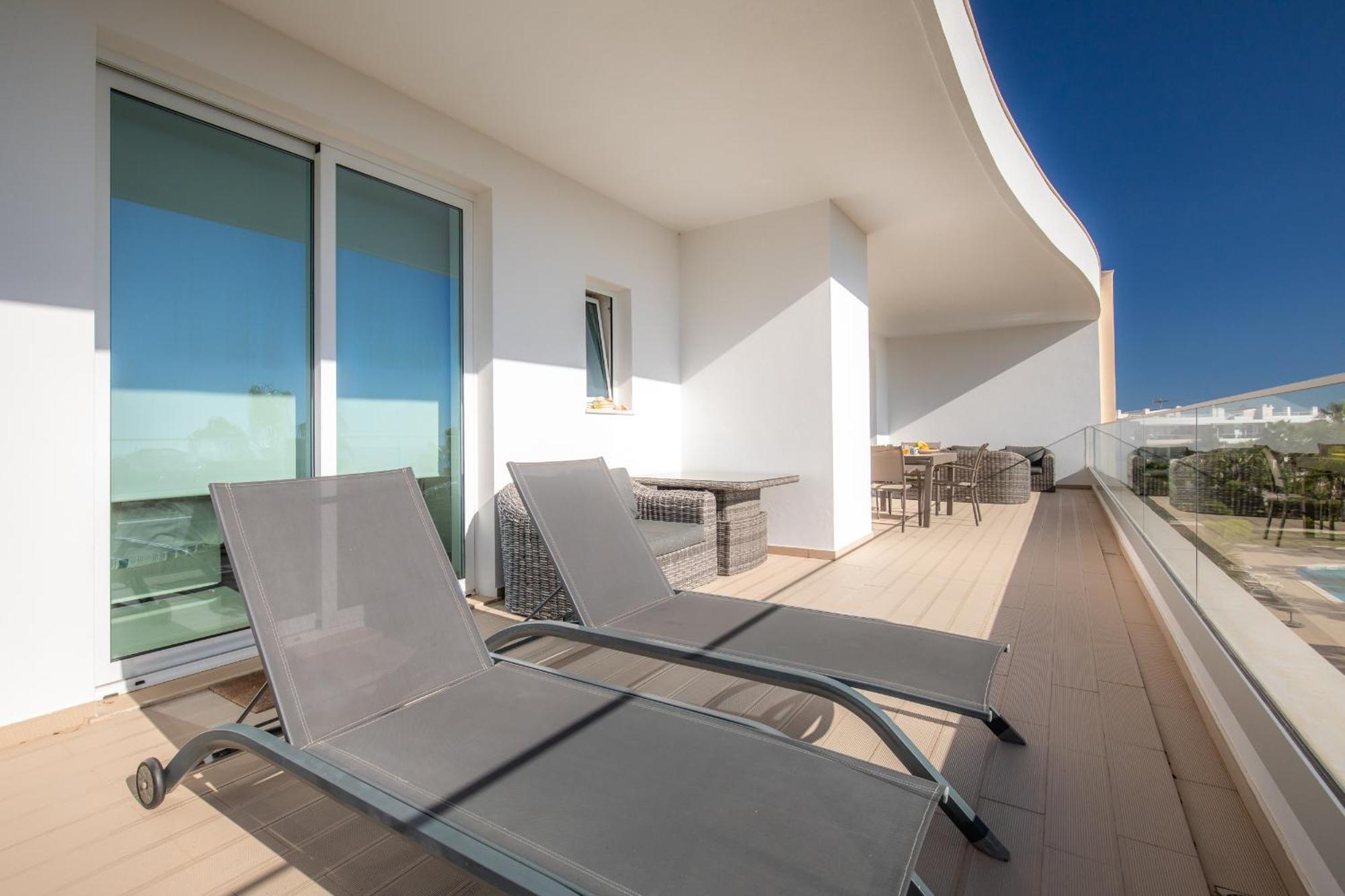 Casa Lilou - Luxury Oceanview Penthouse Apartment *