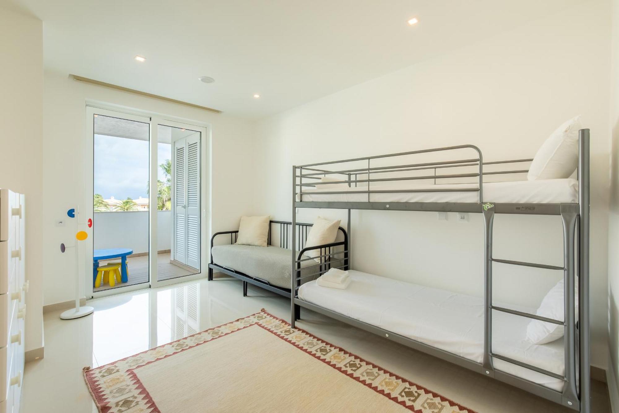 Casa Lilou - Luxury Oceanview Penthouse Apartment