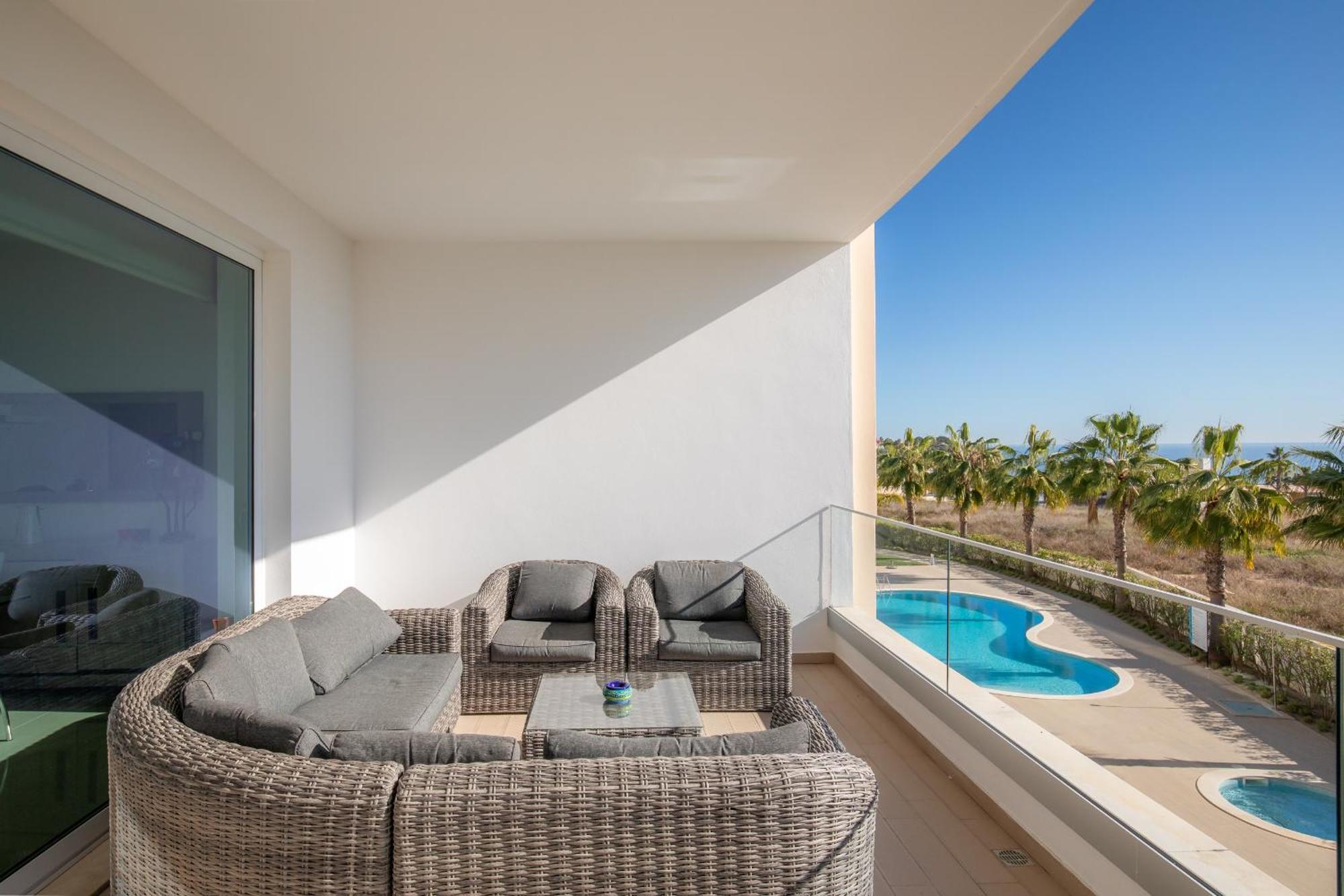 Casa Lilou - Luxury Oceanview Penthouse Lagos