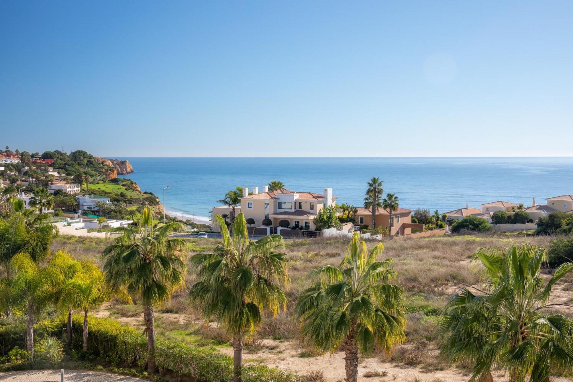 Casa Lilou - Luxury Oceanview Penthouse Apartment